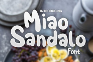 Miao Sandalo: A Handmade Font That Supports Intentional Design Decisions